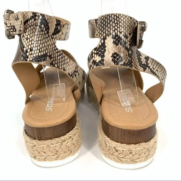 Soda women sandals 8.5 tan gray snakeskin print flatflorm Espadrilles chunky - Picture 4 of 11